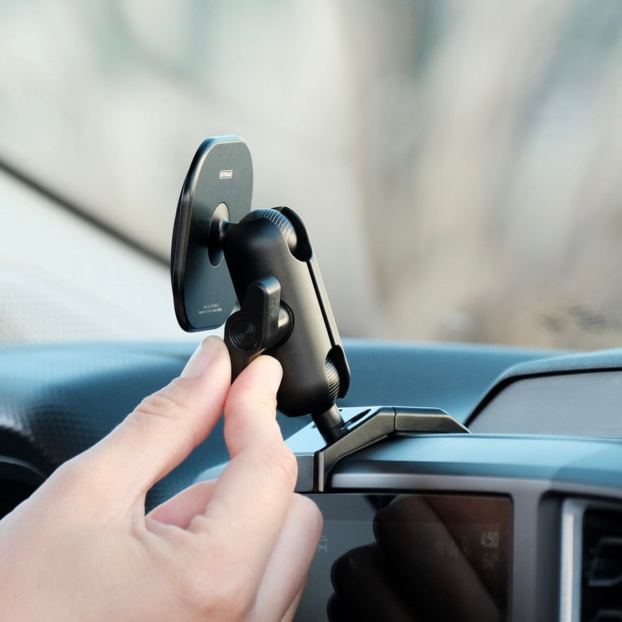 Ford Ranger | Everest 2022-2027 MagSafe-compatible Phone Mount