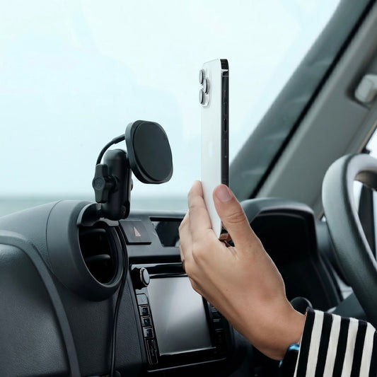 Toyota Land Cruiser 70 2007-2026 MagSafe-compatible Phone Mount
