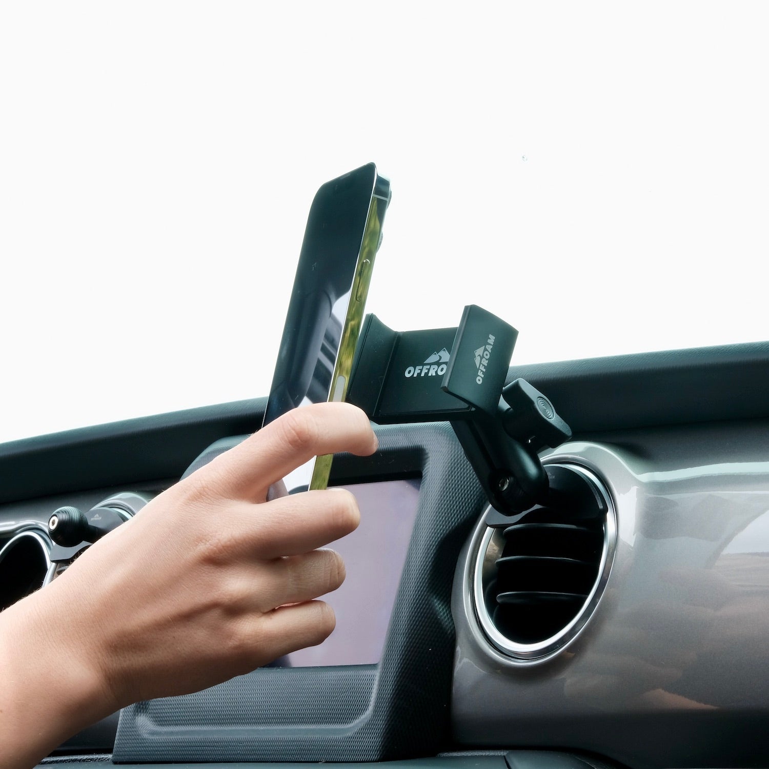 Jeep cell online phone holder